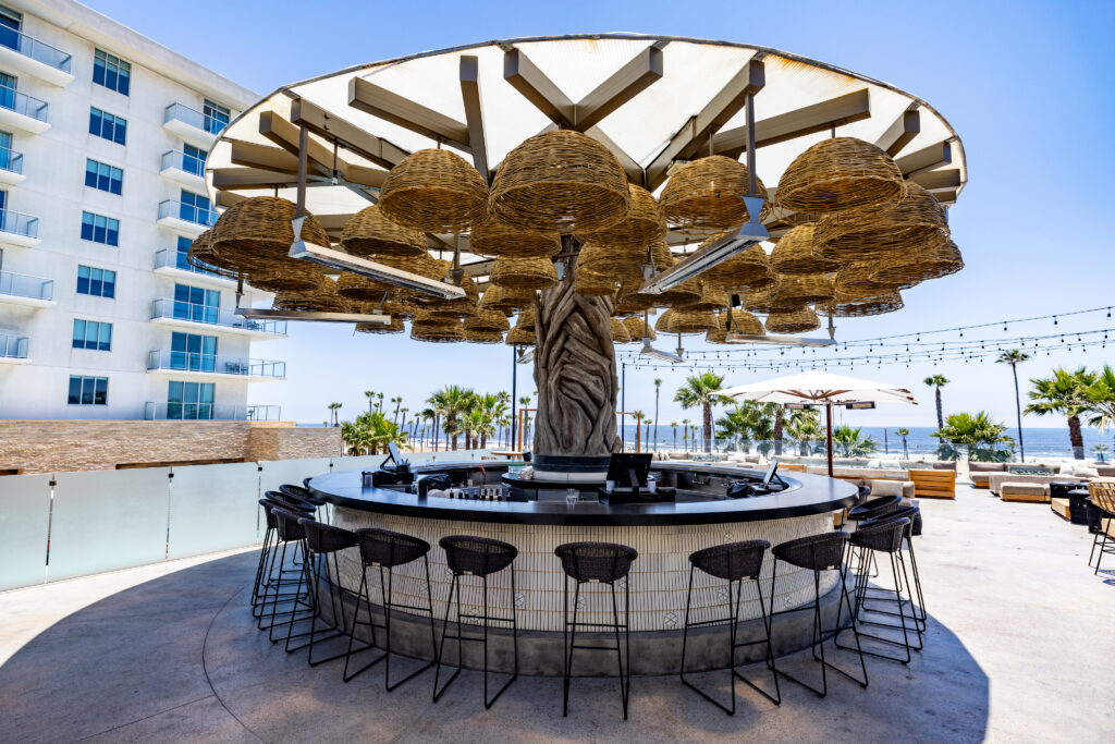 Huntington Beach Rooftop Bar | Treehouse on PCH
